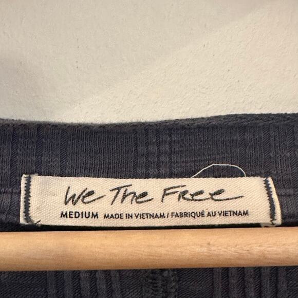 We the Free Y2K Layered Look Long Sleeve Top sz M - Picture 6 of 7